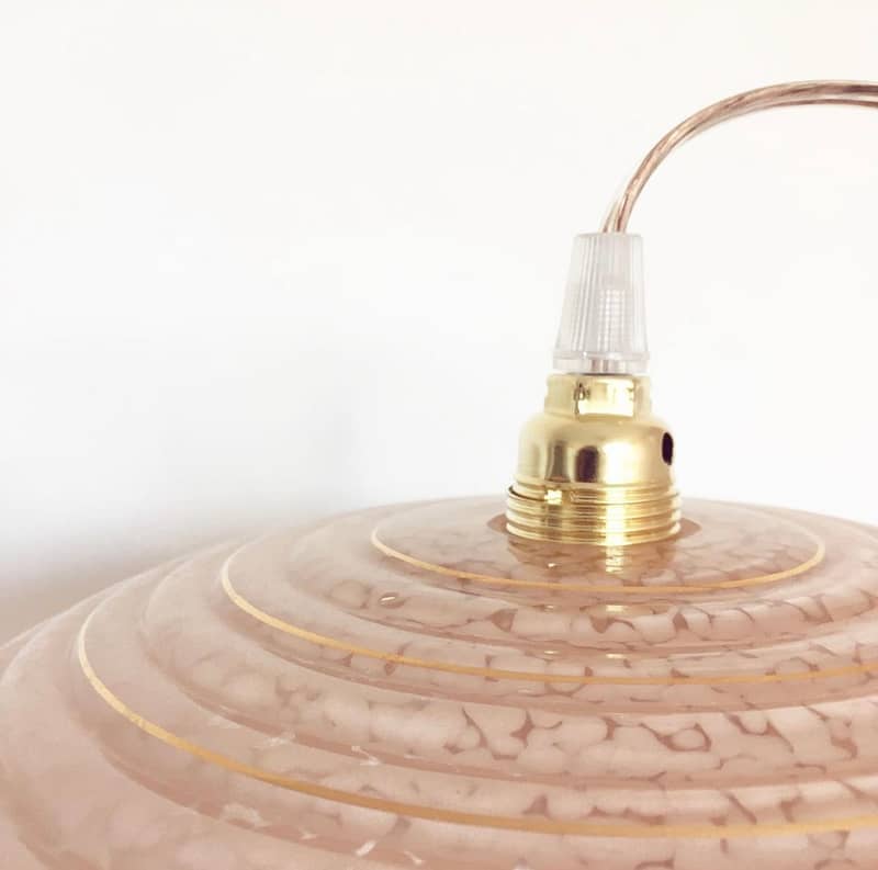 Roze spikkel vintage hanglamp | Vintage Vedette